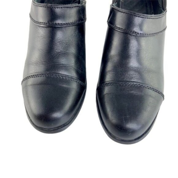 Ariat Black Closed Back Leather Sport Clogs - Picture 3 of 8